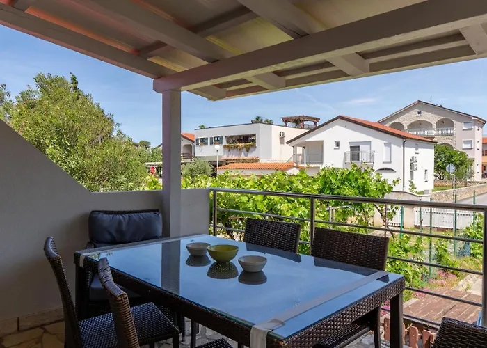 Апартаменты With Parking Space - 23251 Вир