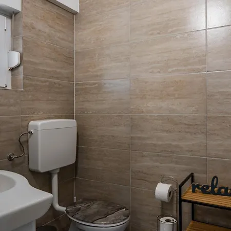 Appartamento With Parking Space - 23251 Vir