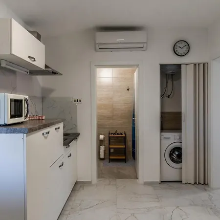 With Parking Space - 23251 ויר