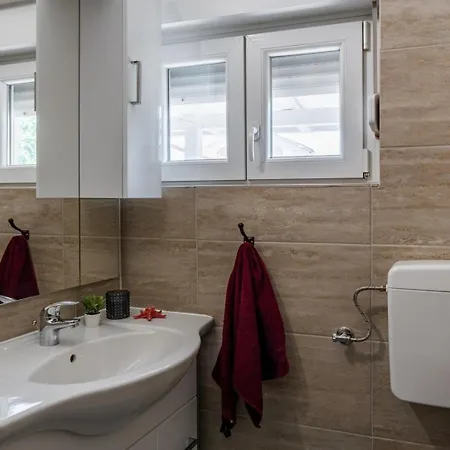 With Parking Space - 23251 ויר