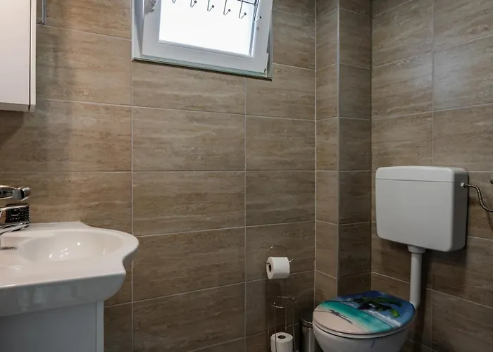 Διαμέρισμα With Parking Space - 23251 Vir